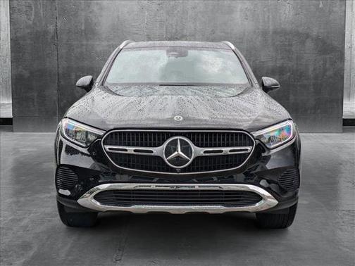 2025 Mercedes-Benz GLC 300 Base