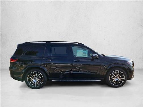 2026 Mercedes-Benz GLS 450 4MATIC