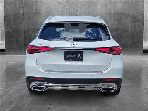 2025 Mercedes-Benz GLC 300 Base