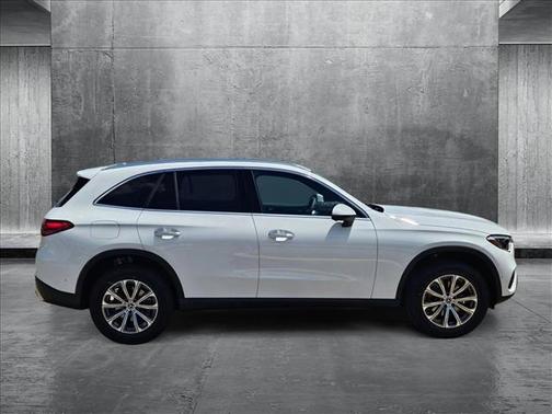 2025 Mercedes-Benz GLC 300 Base