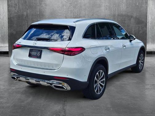 2025 Mercedes-Benz GLC 300 Base