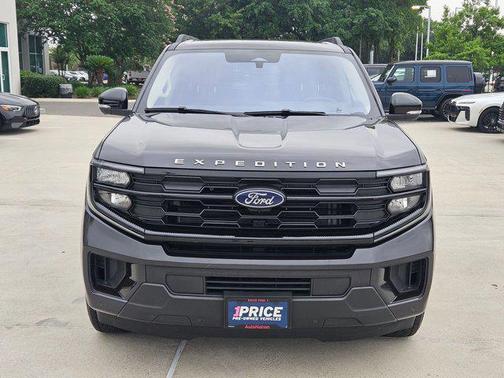 Dark Matter Gray Metallic 2025 Ford Expedition Max Active 4x4