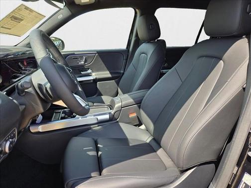 2026 Mercedes-Benz GLB 250 Base