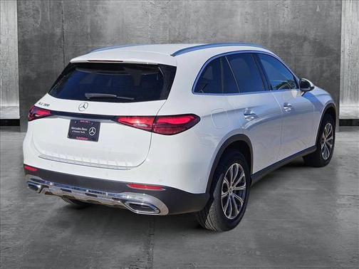 2025 Mercedes-Benz GLC 300 Base