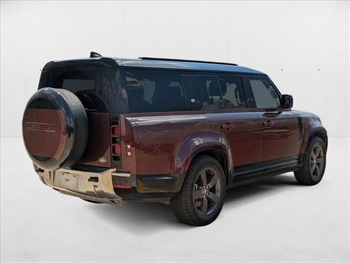 2023 Land Rover Defender 130 SE