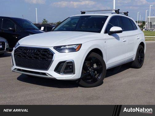 2022 Audi Q5 45 S line Premium Plus