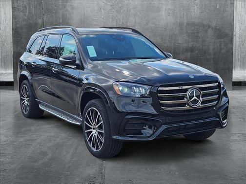 2025 Mercedes-Benz GLS 450 4MATIC