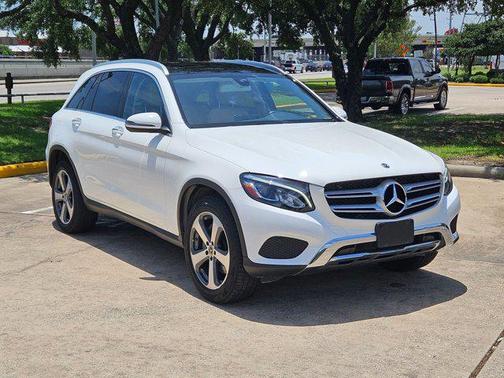2017 Mercedes-Benz GLC 300 Base