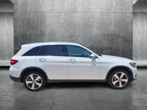 2017 Mercedes-Benz GLC 300 Base