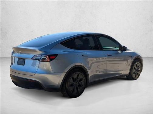 2024 Tesla Model Y RWD *Ltd Avail*