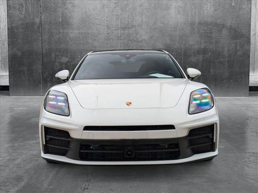 2025 Porsche Panamera RWD