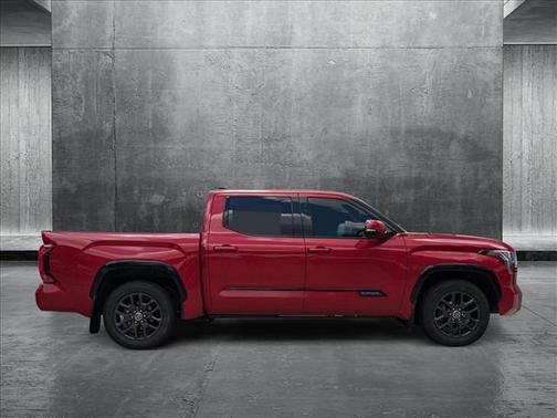 2022 Toyota Tundra Hybrid Platinum