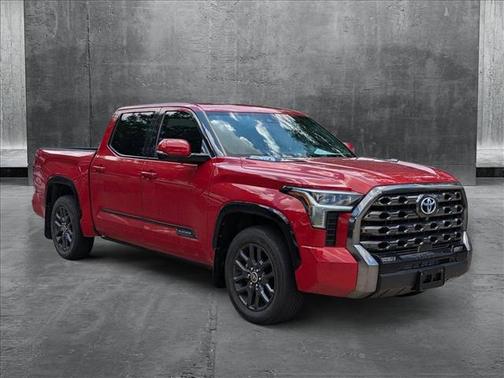 2022 Toyota Tundra Hybrid Platinum