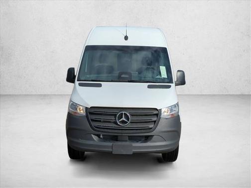 Arctic White 2026 Mercedes-Benz Sprinter 2500 Standard Roof