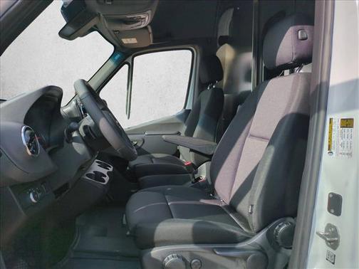 2026 Mercedes-Benz Sprinter 2500 Standard Roof