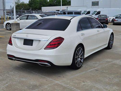 White 2018 Mercedes-Benz S-Class 4MATIC