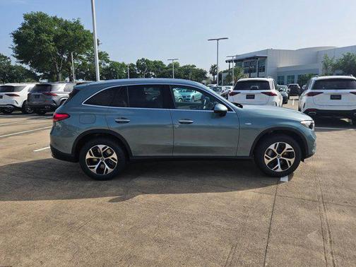 2025 Mercedes-Benz GLC 350e Base
