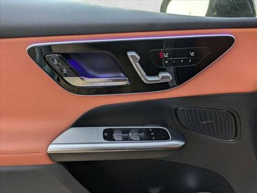 2026 Mercedes-Benz GLC 300 Base