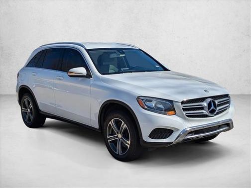 2017 Mercedes-Benz GLC 300 Base
