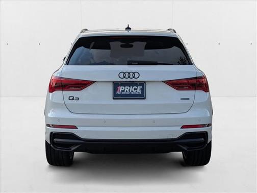 2022 Audi Q3 45 S line Premium Plus