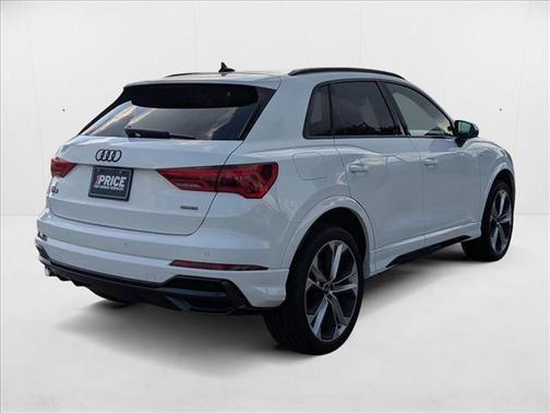2022 Audi Q3 45 S line Premium Plus