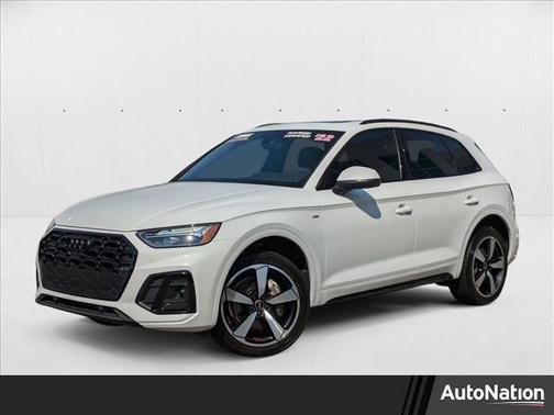 2022 Audi Q5 45 S line Premium Plus