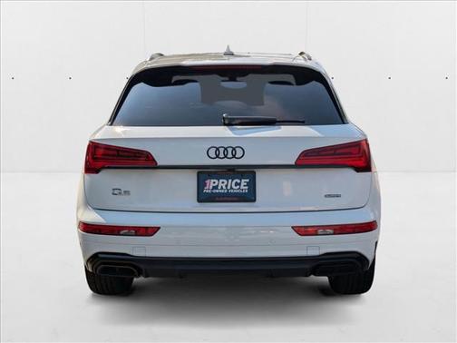 2022 Audi Q5 45 S line Premium Plus