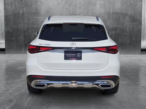 2025 Mercedes-Benz GLC 300 Base