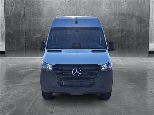2025 Mercedes-Benz Sprinter 2500 Standard Roof