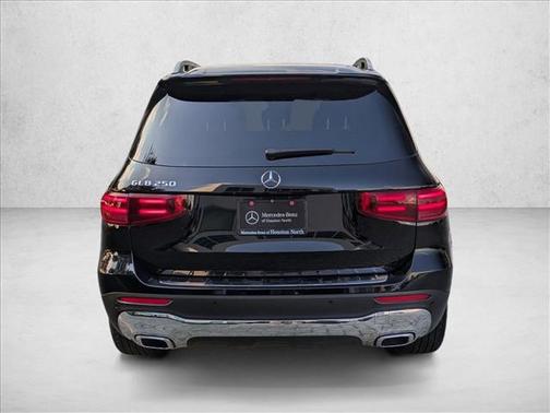 2025 Mercedes-Benz GLB 250 Base