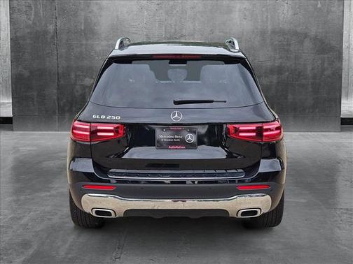2025 Mercedes-Benz GLB 250 Base