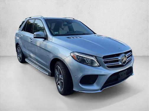 Diamond Silver Metallic 2018 Mercedes-Benz GLE 550e Plug-In Hybrid 4MATIC