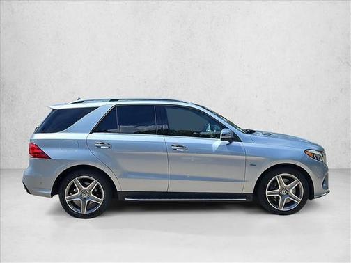 Diamond Silver Metallic 2018 Mercedes-Benz GLE 550e Plug-In Hybrid 4MATIC