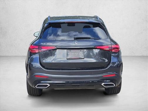 2025 Mercedes-Benz GLC 300 Base
