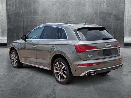 2023 Audi Q5 45 S line Premium Plus