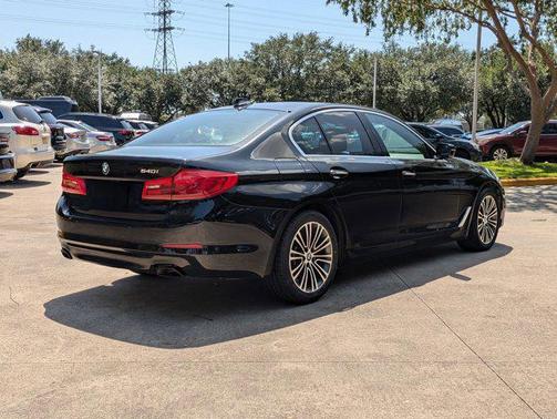 2018 BMW 540 540i