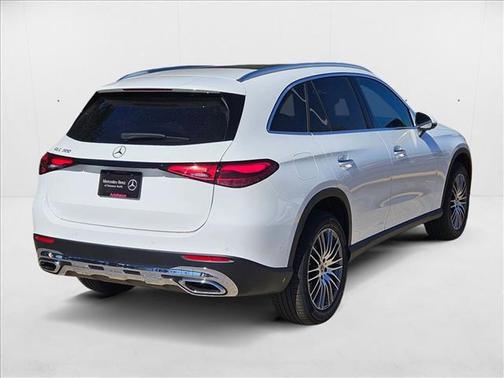 2025 Mercedes-Benz GLC 300 Base