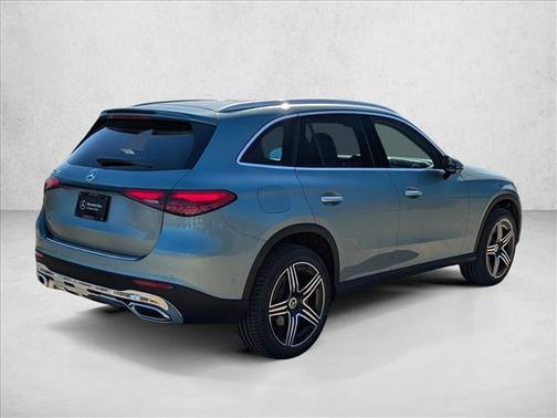 2026 Mercedes-Benz GLC 300 Base