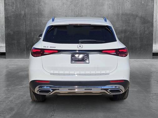 2025 Mercedes-Benz GLC 300 Base