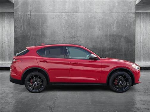 2020 Alfa Romeo Stelvio Base