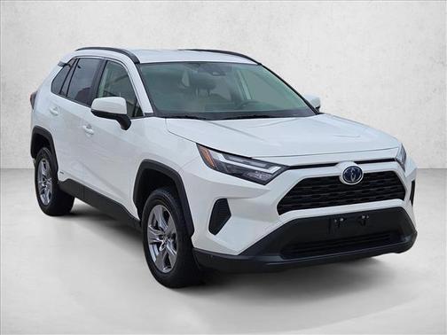 Ice Cap 2024 Toyota RAV4 Hybrid XLE
