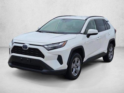 Ice Cap 2024 Toyota RAV4 Hybrid XLE