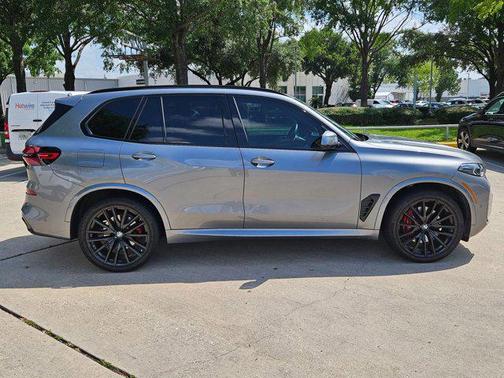 Skyscraper Grey Metallic 2025 BMW X5 sDrive40i