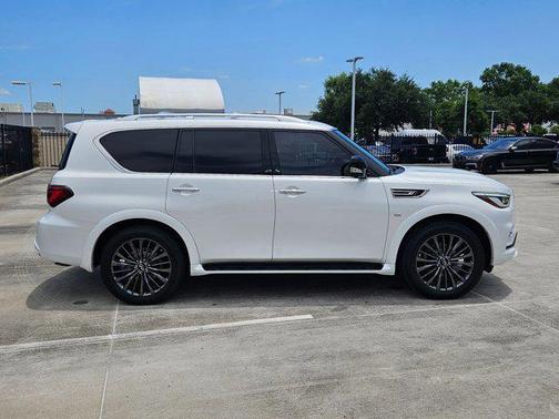 2020 INFINITI QX80 Luxe