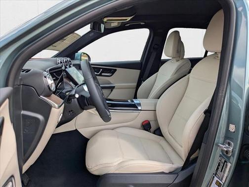 2026 Mercedes-Benz GLC 300 Base
