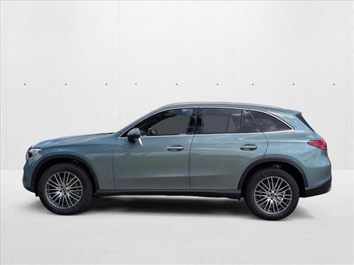 2026 Mercedes-Benz GLC 300 Base