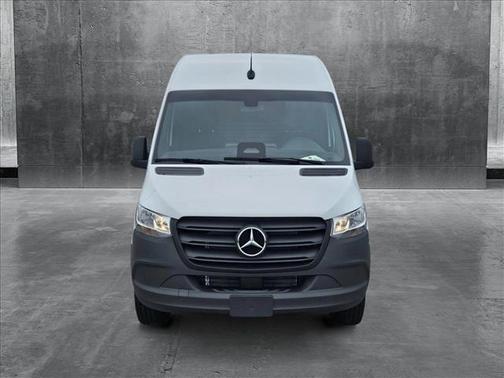 2025 Mercedes-Benz Sprinter 2500 High Roof