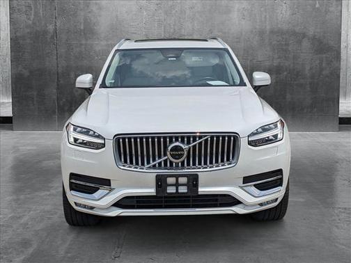2023 Volvo XC90 B6 Ultimate 7-Seater