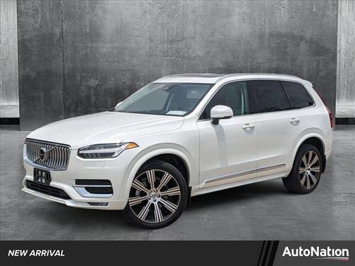 2023 Volvo XC90 B6 Ultimate 7-Seater