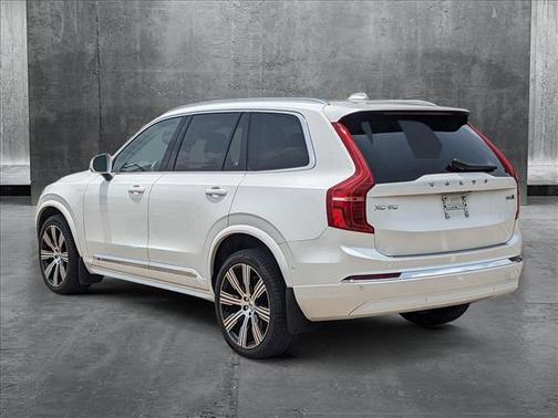 2023 Volvo XC90 B6 Ultimate 7-Seater